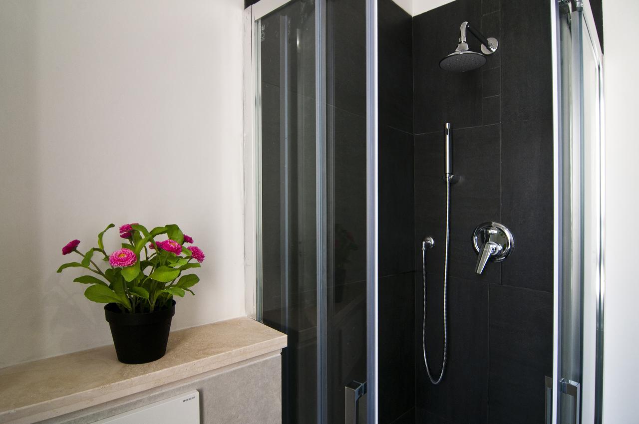 Villa Aquari Cozy Apartment โรม ภายนอก รูปภาพ